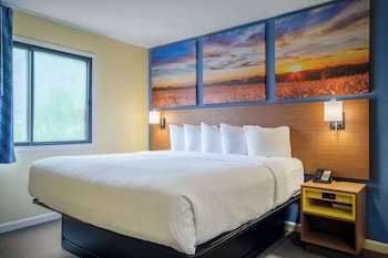 Business Room, 1 King Bed, Non Smoking
