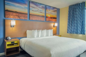 Room, 1 King Bed, Accessible, Non Smoking