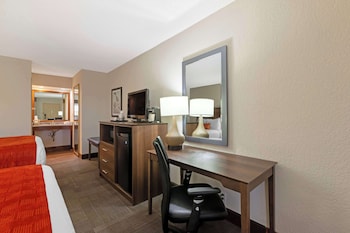 Standard Room, 2 Queen Beds, Non Smoking, Refrigerator & Microwave