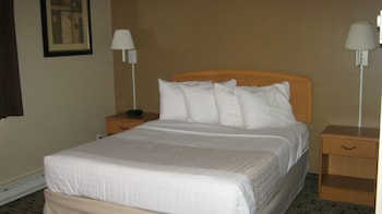 One Queen Bed, Non-Smoking