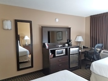 Executive, Two Queen Beds, Non-Smoking