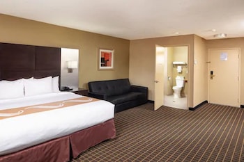 Suite, 1 King Bed, Accessible, Non Smoking