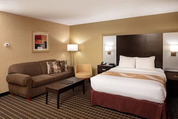 Suite, 1 King Bed, Non Smoking