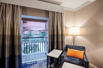Standard Room, 1 King Bed (Top Floor)
