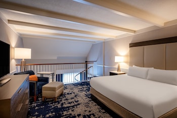 Duplex, 1 King Bed (Suite)