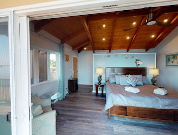 Ocean Front Suite