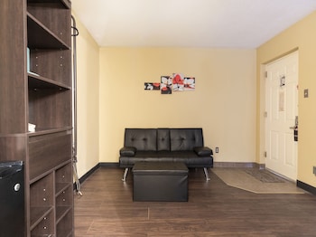Studio Suite, 1 Queen Bed, Non Smoking