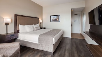 Suite, 1 King Bed, Non Smoking