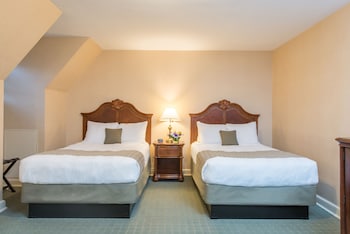 Classic Room, 2 Double Beds