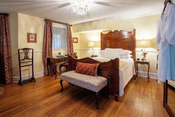 Classic Room, 1 Queen Bed (George Whitfield)