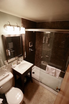 Standard Room, 2 Double Beds
