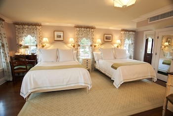 Room, 2 Queen Beds (3 Story Guest House Luxury 2 Queens R)