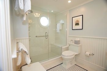 Room, 2 Queen Beds (3 Story Guest House Luxury 2 Queens R)