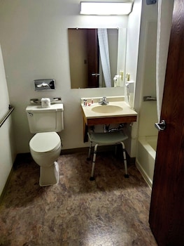 Room, 1 Double Bed, Accessible, Non Smoking (Mobility, Bathtub w/Grab Bars)