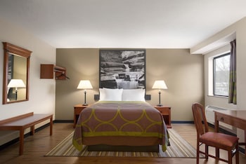 Studio Suite, 1 Queen Bed, Non Smoking