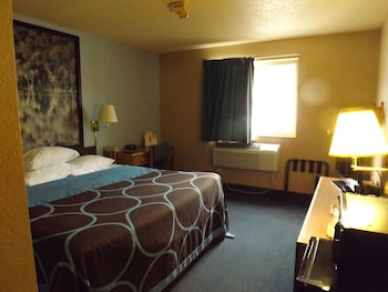 Room, 1 Double Bed, Accessible, Non Smoking (Mobility/Hearing, Tub w/Grab Bars)