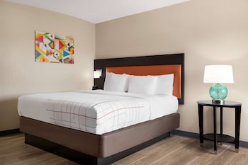 Deluxe Room, 1 King Bed (Executive)