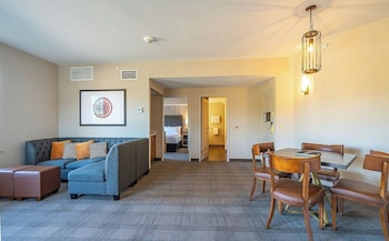Executive Studio Suite, 1 Bedroom, Accessible Bathtub