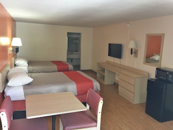 Standard Room, 2 Double Beds, Non Smoking