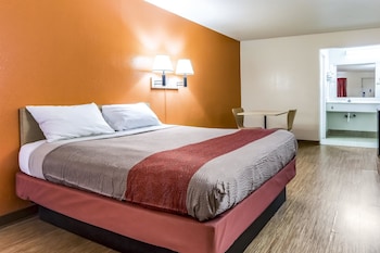 Standard Room, 1 Queen Bed, Non Smoking
