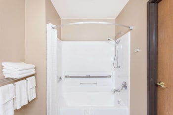 Standard Room, 1 Queen Bed