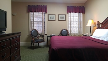 Deluxe Room, 1 King Bed