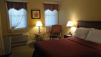 Standard Room, 1 Queen Bed