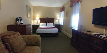 Standard Room, 1 Queen Bed