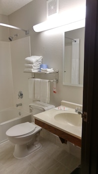 Room, 1 King Bed, Non Smoking