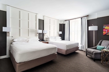 Studio Suite, 2 Queen Beds (Cozy)