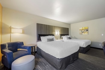 Standard Room, 2 Queen Beds, Non Smoking, Refrigerator & Microwave