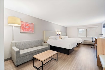 Standard Room, 2 Queen Beds, Non Smoking, Refrigerator & Microwave