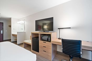 Standard Room, 2 Queen Beds, Accessible, Refrigerator & Microwave