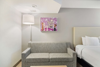 Family Suite, Multiple Beds, Non Smoking, Refrigerator & Microwave