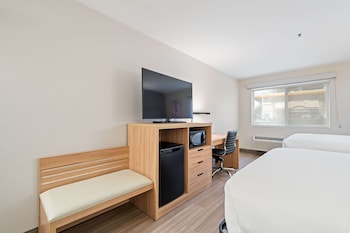 Standard Room, 2 Queen Beds, Accessible, Refrigerator & Microwave