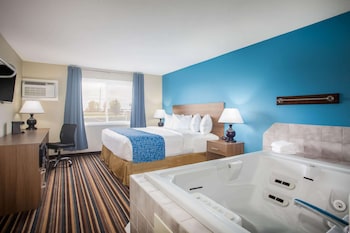 Studio Suite, 1 King Bed, Non Smoking