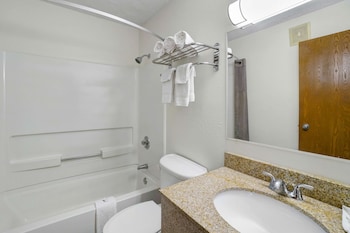 Deluxe Room, 2 Double Beds, Non Smoking, Refrigerator & Microwave