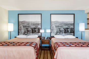 Studio Suite, 2 Queen Beds, Non Smoking