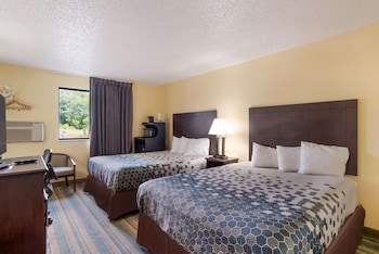 Standard Room, 2 Queen Beds, Non Smoking
