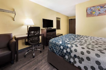 Standard Room, 1 Queen Bed, Non Smoking