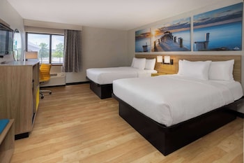 Deluxe Room, 2 Double Beds, Non Smoking