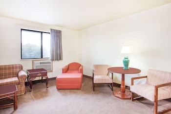 Studio Suite, 1 King Bed, Non Smoking
