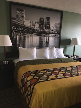 Standard Room, 1 King Bed, Non Smoking