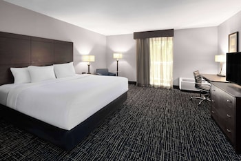 Deluxe Room, 1 King Bed, Non Smoking