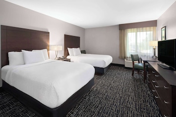 Deluxe Room, 2 Double Beds, Non Smoking