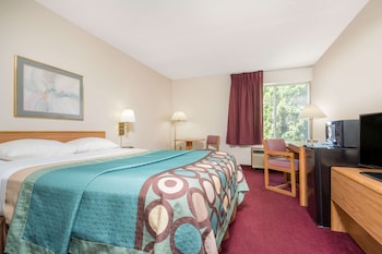 Standard Room, 1 Queen Bed