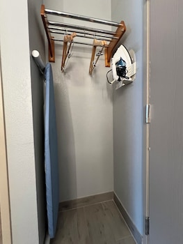 Studio Suite, 1 King Bed, Non Smoking