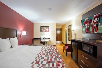 Superior Room, 1 King Bed (Smoke Free)