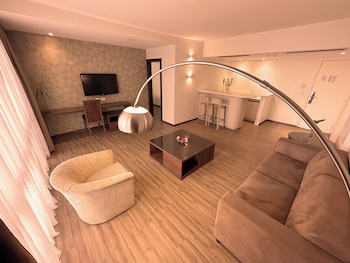 Suite (Double)