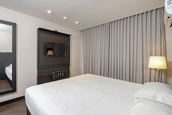 Deluxe Double Room, Mobility Accessible (PcD)